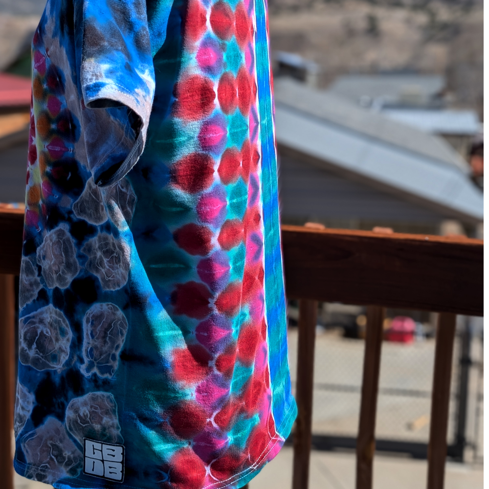 L - Split-Brain Mandala/Kenney/Pleated and Tied